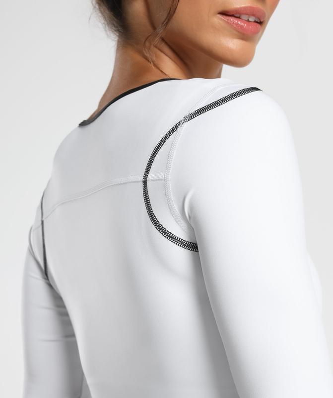 Gymshark Contrast Long Sleeve Crop Top Crop Tops Wit | 14ZJKDIOW