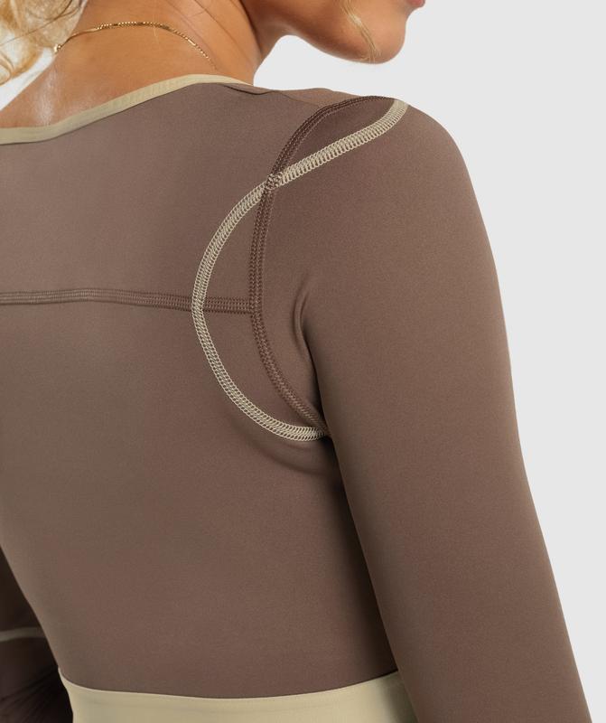 Gymshark Contrast Long Sleeve Crop Top Crop Tops Beige | 15WSRBLOI