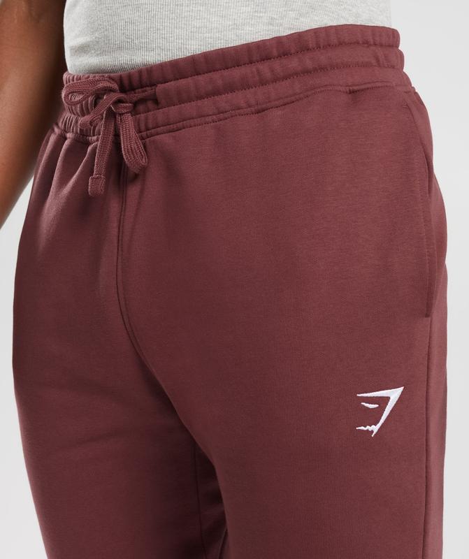 Gymshark Crest Joggers Joggingbroek Bordeaux | 36OJRISEW