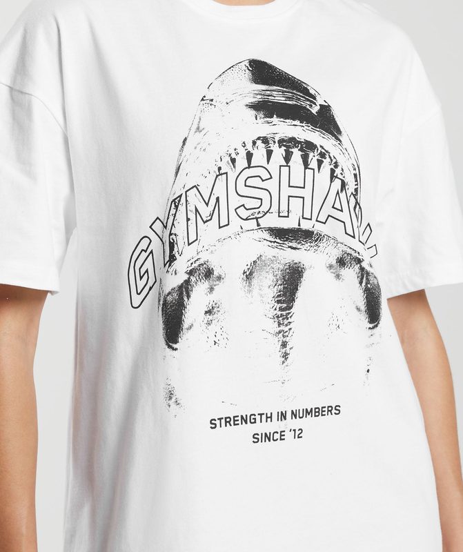 Gymshark Shark Attack Oversized T-Shirt T-Shirts Wit | 06OHPSCNG