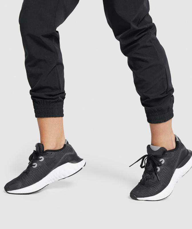 Gymshark Training Woven Joggers Broek Zwart | 65OIUTRNG